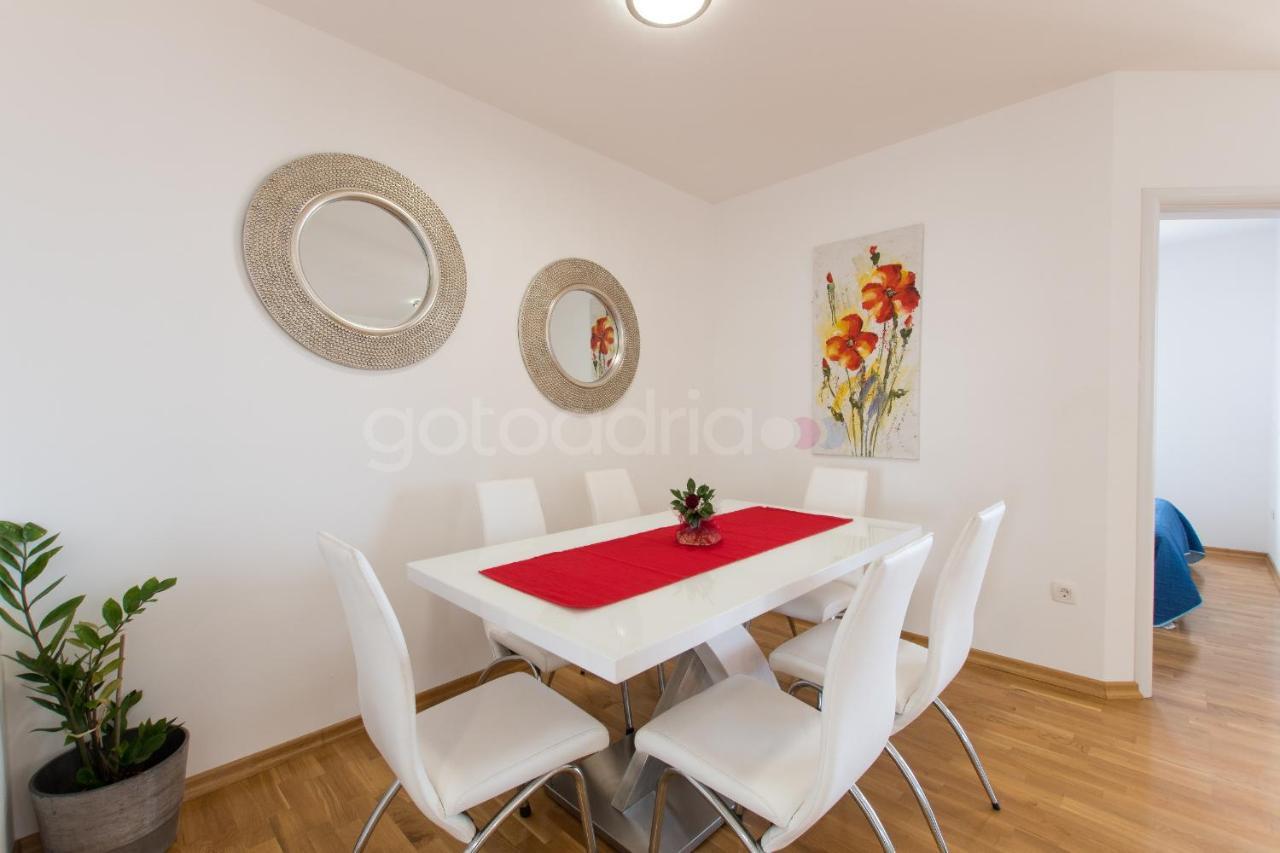 Sea View Apartments Dammi With Free Parking Makarska Exterior foto