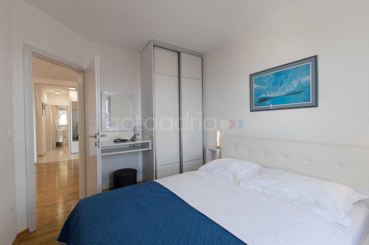 Sea View Apartments Dammi With Free Parking Makarska Exterior foto