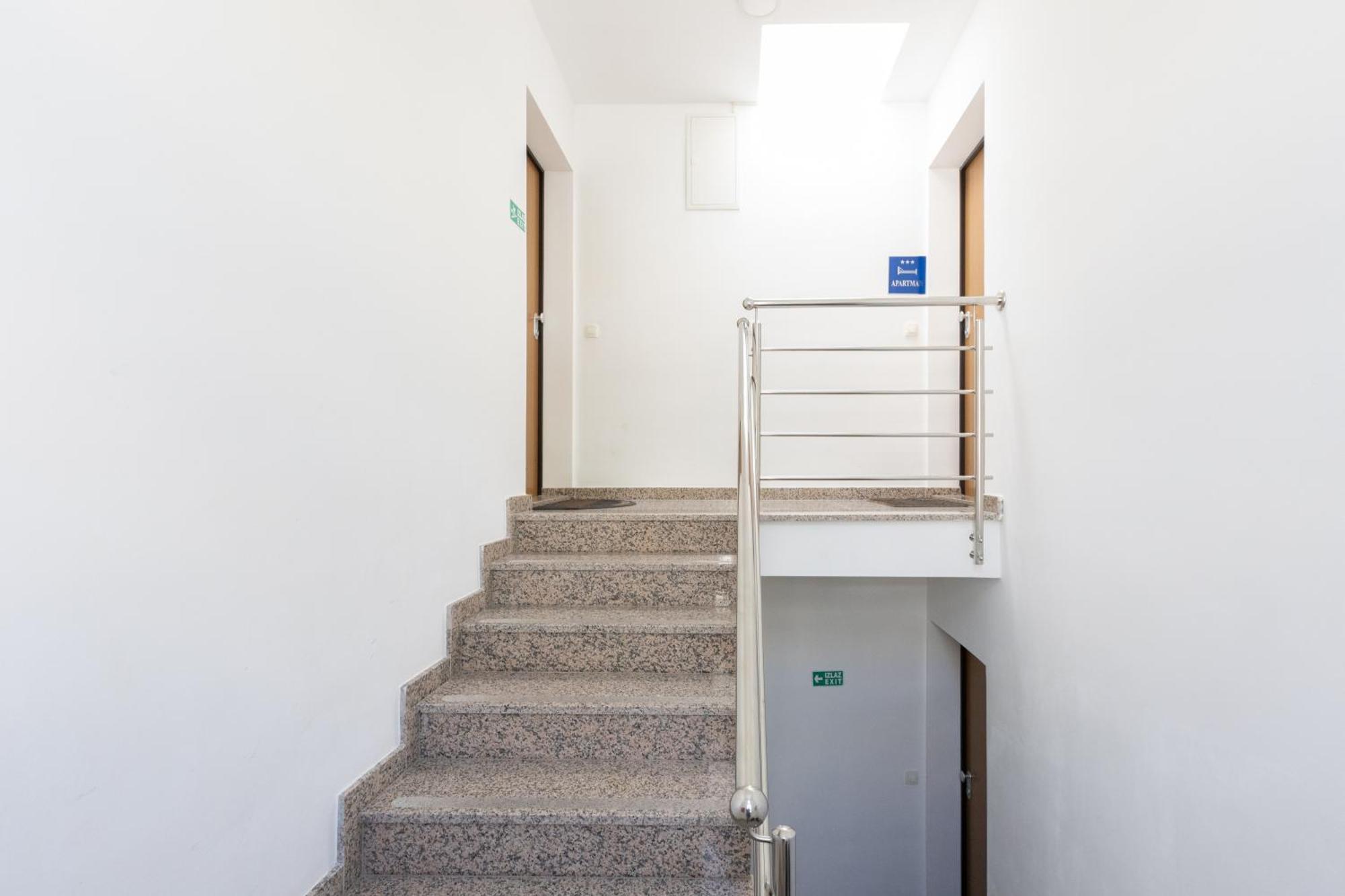 Sea View Apartments Dammi With Free Parking Makarska Exterior foto